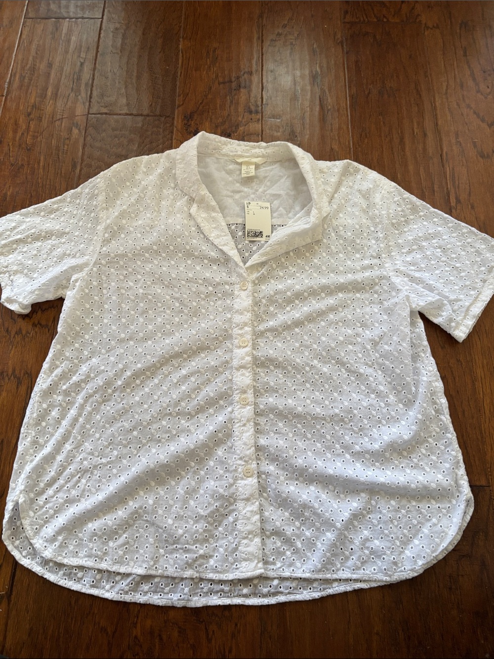 NWT- White Eyelet Short-Sleeve Button-Up Shirt
